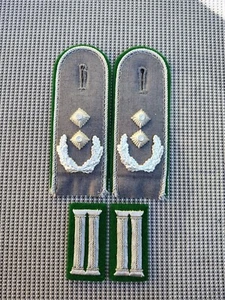BUNDESWEHR BW SCHULTERKLAPPEN OBERSTLEUTNANT INFANTERIE GRENADIERE JÄGER KRAGENS - Bild 1 von 2
