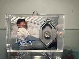 2022 Topps Tier One - Autograph Uniform Button Frank Thomas #T1UB 1/1 White Sox - Bild 1 von 3