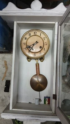 OROLOGIO A PENDOLO DA MURO PARETE ANTICO IN LEGNO LN - Immagine 1 di 4