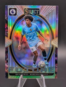 2024-25 Panini Seleziona Premier League Rico Lewis Future Silver Prizm #11 - Foto 1 di 2