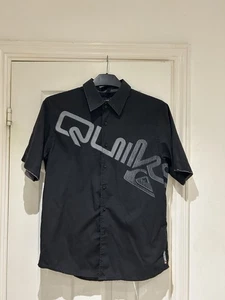 Quicksilver Short Sleeve, Graphic Print Shirt. Black Spellout Retro Size S - Picture 1 of 7