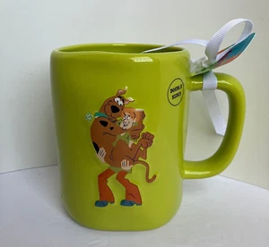 Scooby-Doo & Shaggy Rae Dunn HEEBIE JEEBIES 2-seitige grüne Tasse Neu mit Etikett kostenloser Versand - Bild 1 von 14