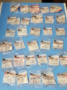 (Posten von 48 Stck.) GEMISCHTE SK SERIE REPARATURTEILE, siehe Bilder für Details, IC, TRANSISTOR - Bild 1 von 12