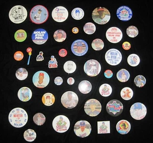 HINZUGEFÜGT Nolan Ryan Lot50 VERSCHIEDENE Pins einige selten einige selten KEINE DUPS PINBACKS 1/1 - Bild 1 von 12