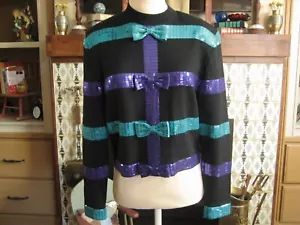 Maglione St. John by Marie grigio vintage nero con fiocchi paillettes viola acqua 10 - Foto 1 di 20