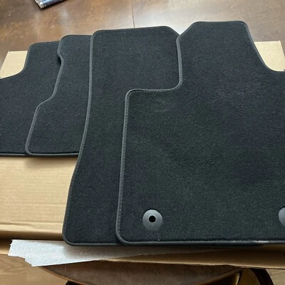 Alfombrillas Dodge Hornet GT 2023 2024, Alfa Romeo Tonale MODELOS NO HÍBRIDOS OE OEM Foto 1 de 3