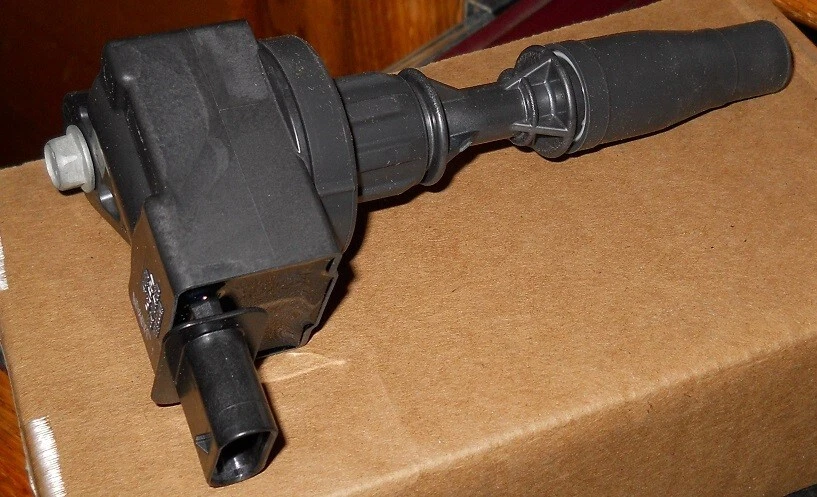 Катушка зажигания NOS 2016-20 GM 3,0 л 3,6 л Camaro Blazer Cadillac Regal - Изображение 1 из 1