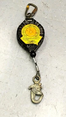 RELIANCE  Skyloc Self Retracting Lanyard - 3/16 Cable-18Ft- W/ Carabiner-F Ship - Image 1 of 4