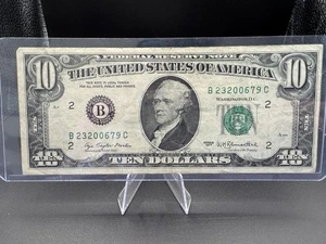 1977 $10 Federal Reserve Note 💵 New York B – Morton/Blumenthal – Circulated - Picture 1 of 2