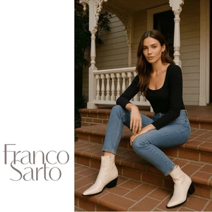 NWOB- FLAWED- Franco Sarto Vittorio Bootie White Leather Zip, 8.5M - Picture 1 of 15