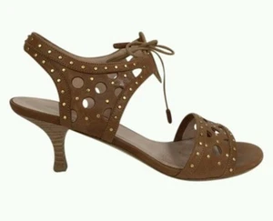 STUART WEITZMAN CIRCULAR $360 BROWN TOFFEE NAPPA LEATHER STUDDED SANDALS 38 7 - Picture 1 of 6