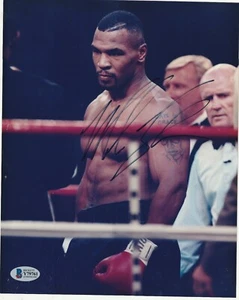 MIKE TYSON Signed 8X10 PHOTO Beckett Authenticated (BAS) - Picture 1 of 2
