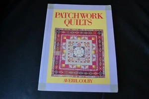 Patchwork Steppdecken von Averil Colby B T Batsford LTD Taschenbuch 1988 - Bild 1 von 10