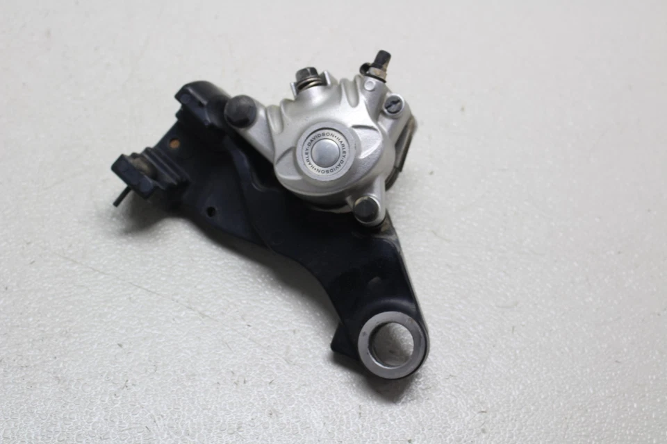 Задний тормозной суппорт 2012-2016 Harley-Davidson Seventy Two Xl1200v с креплением - Изображение 1 из 4