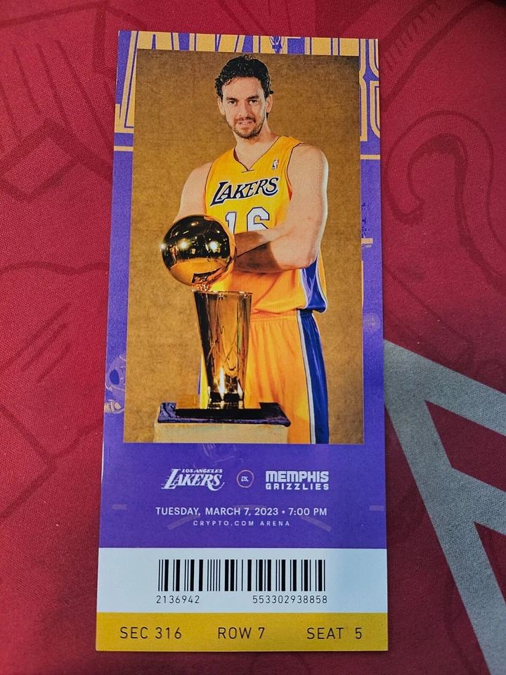 Ingresso comemorativo Lakers Pau Gasol vs Memphis 3/7/23 camisa aposentadoria - Imagem 1 de 1