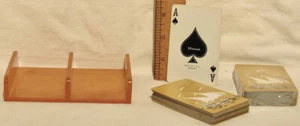 RARO VASSOIO 2 MAZZI CARTE DA GIOCO IN BACHELITE MARMORIZZATA VINTAGE ANNI '30 con CARTE PINOCLE - Foto 1 di 7