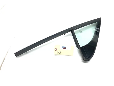 2017-2023 AUDI Q7 SQ7 RIGHT PASS FRONT DOOR CORNER VENT WINDOW GLASS PANEL OEM. - Image 1 of 4