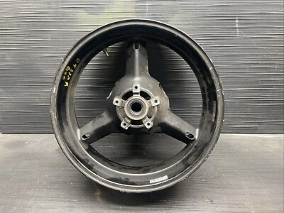 Llanta trasera Suzuki GSXR600 2005, rueda trasera #1325 Foto 1 de 4