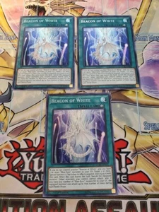 Yugioh - Beacon of White LCKC-EN035 NM 1st ed Secret Rare - Imagen 1 de 1