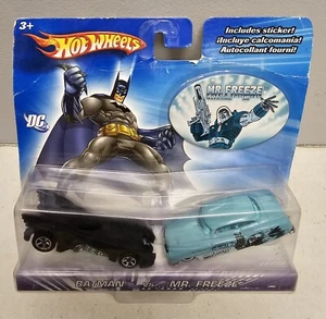 Batman Vs Mr Freeze HOT WHEELS Batmobile 2 Car Set Mattel DC Comics - Picture 1 of 2