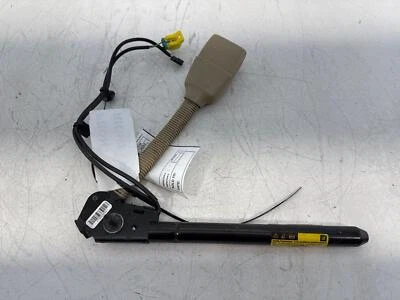 Pontiac Grand Prix 2007-2008 hebilla de cinturón de seguridad del pasajero delantero Foto 1 de 3