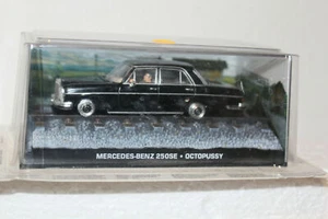 James Bond 007 Mercedes Benz 250SE Octopussy Diorama - Picture 1 of 1