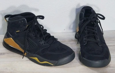 Zapatos de baloncesto Nike Air Jordan Mars 270 zapatos talla para hombre 10 CD7070-007 dorado negro Foto 1 de 4