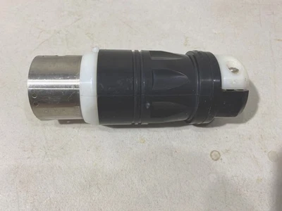 Leviton CS6365C 50A 125/250Volt AC Locking Plug - Image 1 of 4