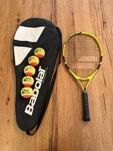 Babolat Nadal Jr 23 Junior Tennisschläger mit Tragetasche & Bällen - guter Zustand - Bild 1 von 7