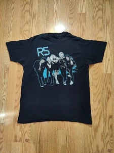 R5 2014 tour shirt womens Large black tultex concrete Pop rock band - Picture 1 of 5