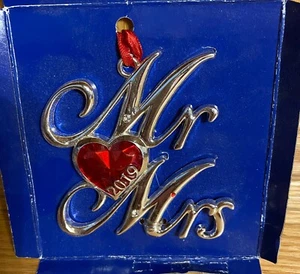 NEW REGENT SQUARE Studio Design Christmas Ornament "Mr & Mrs" 2019 Damaged Box - Picture 1 of 5
