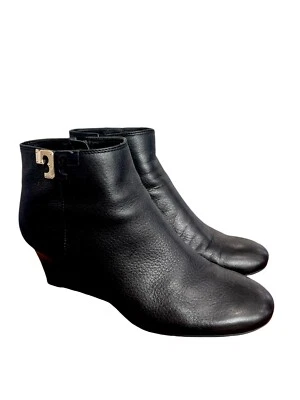 Botas de mujer Tory Burch Brooke negras con cuña al tobillo talla 9 usadas en excelente estado cuero granulado Foto 1 de 4