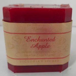 Victoria’s Secret Garden Enchanted Apple Scented Hand Poured Candle Vintage - Picture 1 of 6