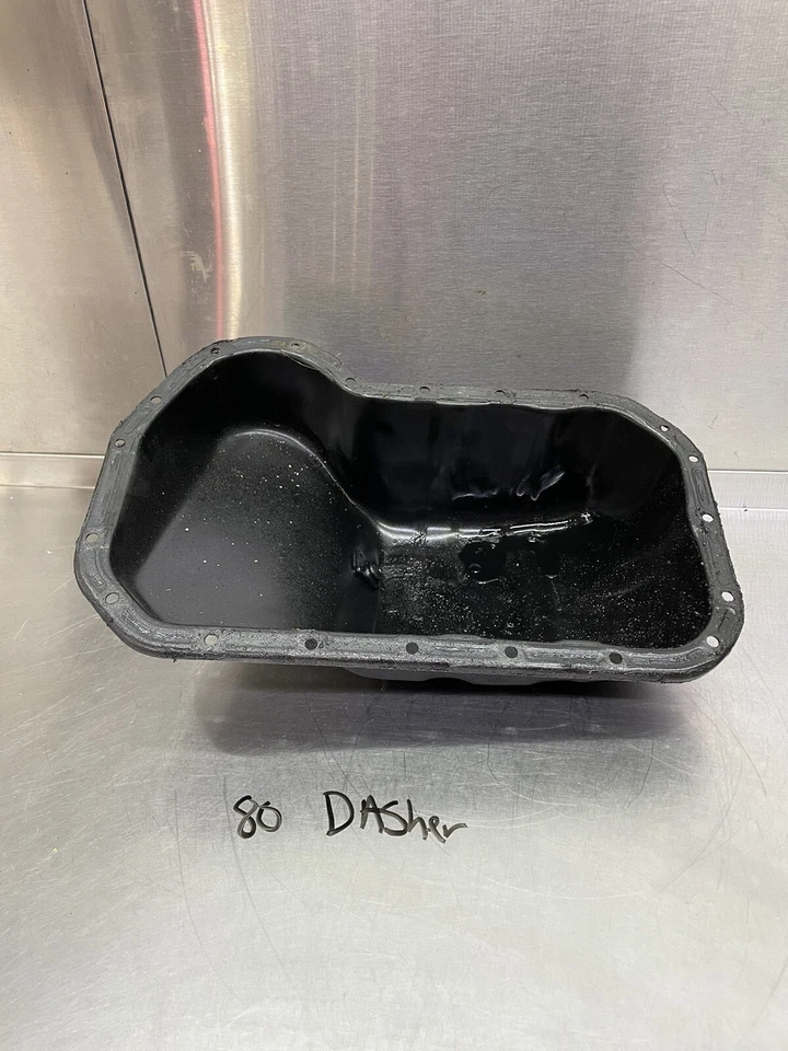 OIL PAN ENGINE FITS AUDI VOLKSWAGEN 4000,80,90,FOX,DASHER - Image 1 of 4