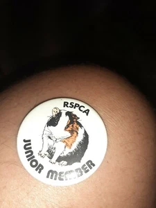 Insignia vintage de miembro junior de RSPCA - Imagen 1 de 2