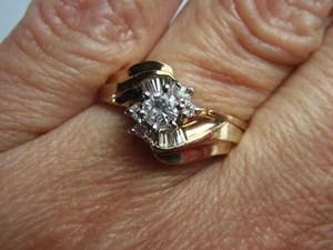 10K Solid Yellow Gold Round & Baguette Cut 1/4ct Diamond Wedding Bridal Set Sz 6 - Picture 1 of 24