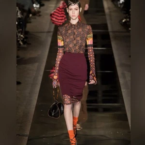 Givenchy Paris Riccardo Tisci RTW Spring 17 Rock Burgundy Gr. 38 - passt am besten 4 - Bild 1 von 16
