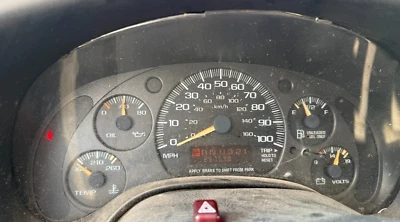 Cuadro de instrumentos velocímetro Chevy Express Savanna Van 01-02 251 k OEM 15769924 Foto 1 de 4