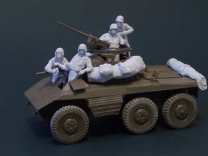 AC Models AE-35030 1/35 US ETO M8 Greyhound Crew and Stowage - Bild 1 von 2