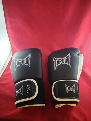 Guantes de Boxeo Tapout MMA 14 OZ Blanco y Negro Foto 1 de 4