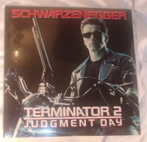 TERMINATOR 2 JUDGEMENT DAY LASER DISC NEW SEALED - Picture 1 of 3