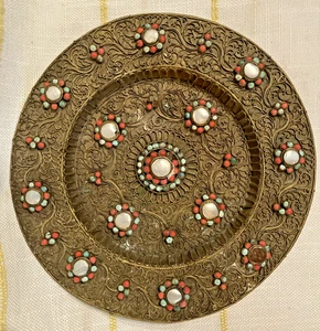 Placa con incrustaciones votivas Nepal Tíbet - Imagen 1 de 18