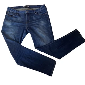 Kut From The Kloth Catherine Boyfriend Jeans Women's Size 10 Distressed Med Wash - Picture 1 of 8