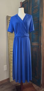 T. Tahari Fit Flare V-Neck SS Jersey Dress M Royal Blue Belted Vibrant Classic - Picture 1 of 17