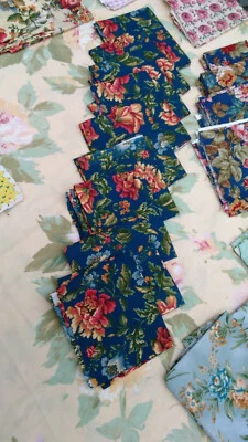 Cuartos de grasa - Mucha tela - Florales - Cuartos de grasa en algodón - Casi 2 libras. Foto 1 de 4