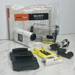 Sony HDR-AS100V Underwater Action Camera + Housing & Accessories TESTED & WORKS - Picture 1 of 18