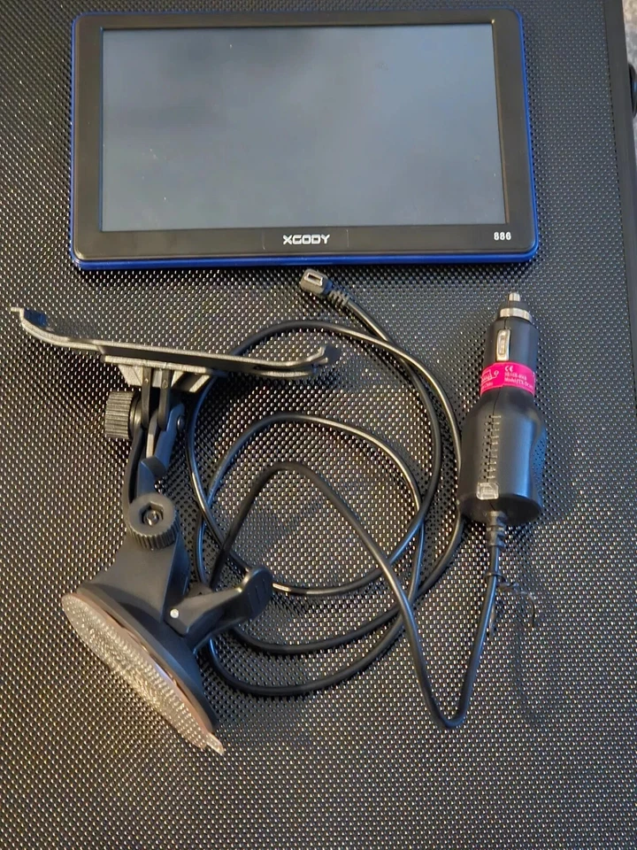 CAR/TRUCK GPS - XGODY 886 7'' - FREE USA+Canada+Mexico Maps - Image 1 of 1