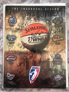 1997 New York Liberty WNBA Team Signed Autographed Program #5 of 97 with MSG COA - Picture 1 of 10
