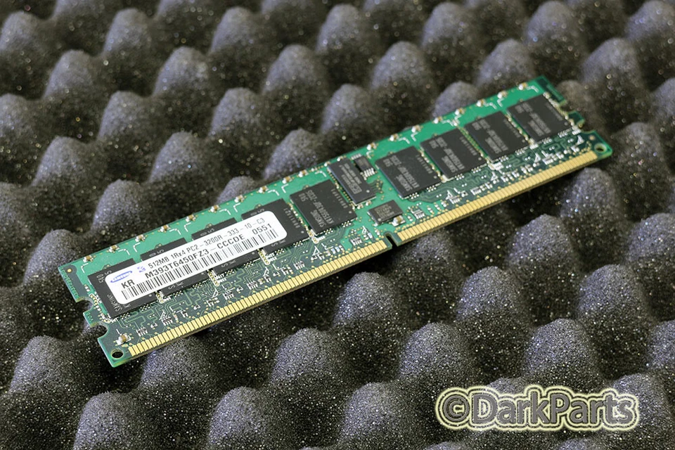 Samsung M393T6450FZ3-CCCDE 512MB Memory RAM PC2-3200R-333-10-C3 - Image 1 of 1