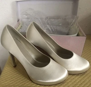 Pumps Damen Rainbow Club Cindy Gr. 6 (39) Satin hellbeige - neu - Bild 1 von 8